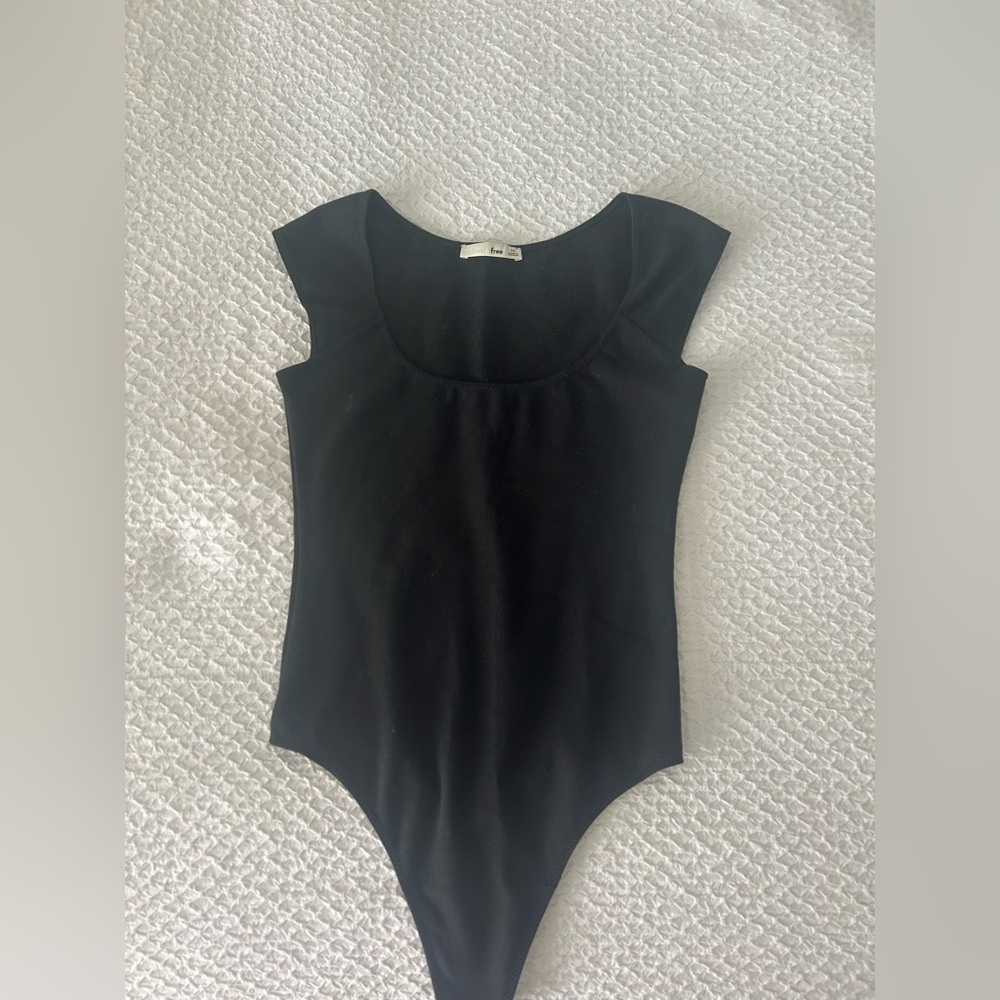 Wilfred free Black Bodysuit size xs aritzia